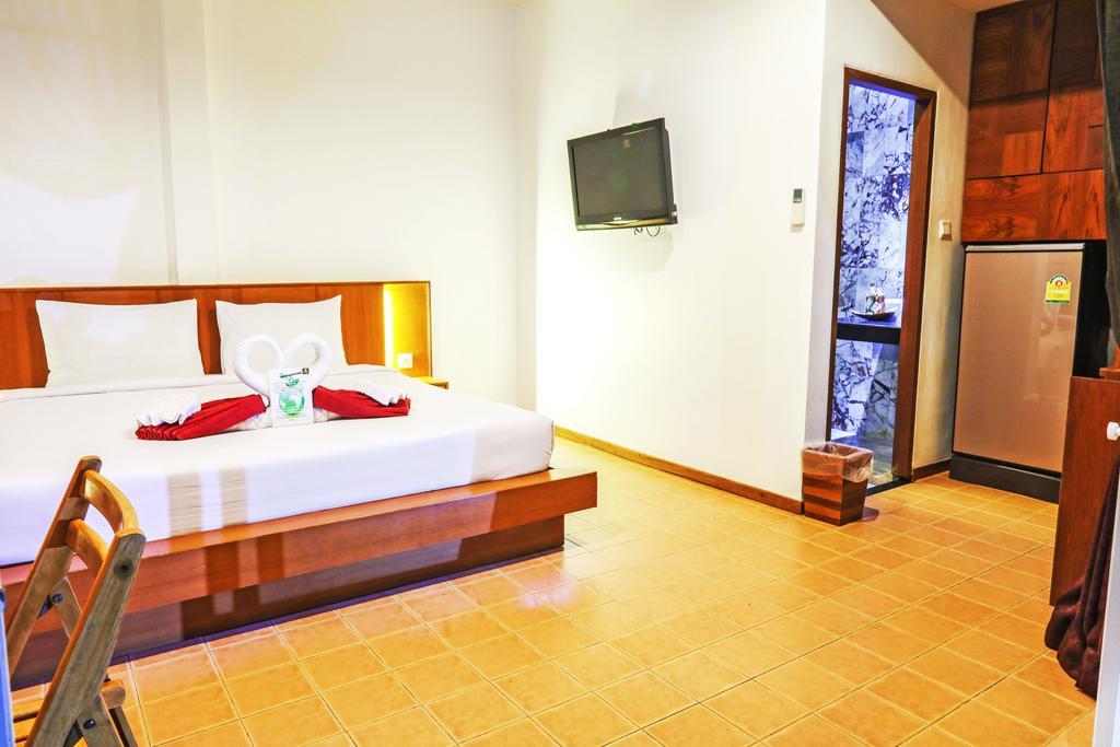 Baannueng@Kata Hotel Exterior photo